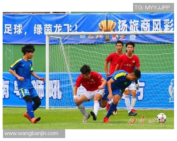 上海足球队在全国耐力排行榜中荣获第三名展现强劲实力与潜力